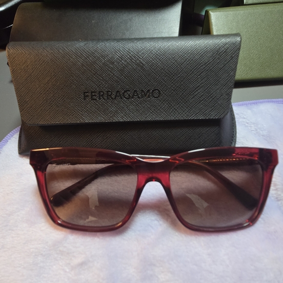 Salvatore Ferragamo Red Sunglasses - Picture 2 of 3